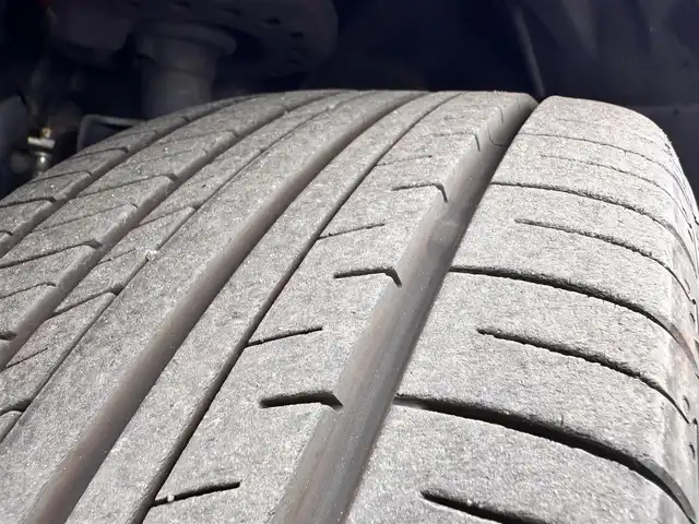 日産 ジューク ニスモ RS 宮城県 2014(平26)年 2万km スーパーブラック アラウンドビューモニター/＝＝＝/純正7インチナビ/(フルセグTV/CD/DVD/SD/BT/USB/AUX)/4WD/ビルトインETC/MTモード付AT/パドルシフト/オートエアコン/オートライト/革巻きステアリング/プッシュスタート＆スマートキー/ウインカー付き電動格納ミラー/ドアバイザー/ふらつき防止/HIDヘッドライト/フォグランプ/純正フロアマット/ENKEI18インチアルミホイール