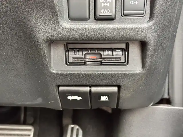 日産 ジューク ニスモ RS 宮城県 2014(平26)年 2万km スーパーブラック アラウンドビューモニター/＝＝＝/純正7インチナビ/(フルセグTV/CD/DVD/SD/BT/USB/AUX)/4WD/ビルトインETC/MTモード付AT/パドルシフト/オートエアコン/オートライト/革巻きステアリング/プッシュスタート＆スマートキー/ウインカー付き電動格納ミラー/ドアバイザー/ふらつき防止/HIDヘッドライト/フォグランプ/純正フロアマット/ENKEI18インチアルミホイール