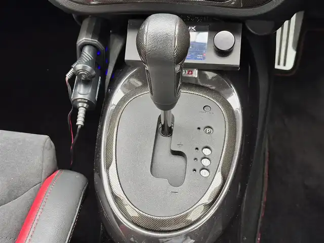 日産 ジューク ニスモ RS 宮城県 2014(平26)年 2万km スーパーブラック アラウンドビューモニター/＝＝＝/純正7インチナビ/(フルセグTV/CD/DVD/SD/BT/USB/AUX)/4WD/ビルトインETC/MTモード付AT/パドルシフト/オートエアコン/オートライト/革巻きステアリング/プッシュスタート＆スマートキー/ウインカー付き電動格納ミラー/ドアバイザー/ふらつき防止/HIDヘッドライト/フォグランプ/純正フロアマット/ENKEI18インチアルミホイール