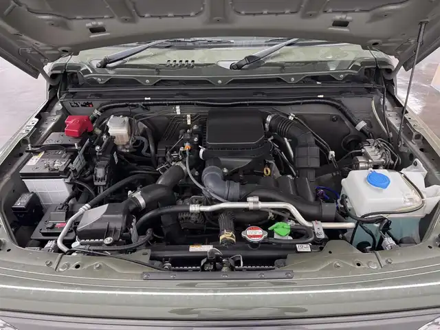スズキ ジムニー XC 三重県 2020(令2)年 3.4万km ジャングルグリーン ガソリン・ターボ/パートタイム4WD/フロア5MT/カロッツェリア 9インチ『サイバーナビ』 AVIC-RQ910/（CD/DVD/MSV/SD/FM/AM/TV/USB/HDMI/AUX/Bluetooth/Streaming Video）/バックカメラ/ドライブレコーダー 前方/ETC/安全/・デュアルセンサーブレーキサポート/・車線逸脱警報機能/・ふらつき警報機能/・標識認識機能/・ハイビームアシスト/・トラクションコントロールシステム/・ヒルディセントコントロール/など/装備/・クルーズコントロール/・シートヒーター（D/N）/・オートエアコン/・ステアリングスイッチ/・オートライト/・LEDヘッドランプ/・フロントフォグランプ（白⇔黄色替え可能）/・プッシュスタート/・電動格納ドアミラー/・純正16inAW/・背面スペアタイヤ/・取/ナビ取/・スマートキーx1/・MONSTER SPORTマッドガード、マフラー、背面タイヤカバー/など