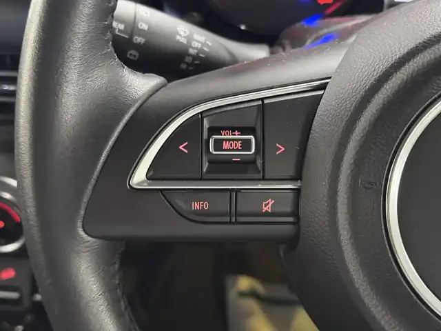 スズキ ジムニー XC 三重県 2020(令2)年 3.4万km ジャングルグリーン ガソリン・ターボ/パートタイム4WD/フロア5MT/カロッツェリア 9インチ『サイバーナビ』 AVIC-RQ910/（CD/DVD/MSV/SD/FM/AM/TV/USB/HDMI/AUX/Bluetooth/Streaming Video）/バックカメラ/ドライブレコーダー 前方/ETC/安全/・デュアルセンサーブレーキサポート/・車線逸脱警報機能/・ふらつき警報機能/・標識認識機能/・ハイビームアシスト/・トラクションコントロールシステム/・ヒルディセントコントロール/など/装備/・クルーズコントロール/・シートヒーター（D/N）/・オートエアコン/・ステアリングスイッチ/・オートライト/・LEDヘッドランプ/・フロントフォグランプ（白⇔黄色替え可能）/・プッシュスタート/・電動格納ドアミラー/・純正16inAW/・背面スペアタイヤ/・取/ナビ取/・スマートキーx1/・MONSTER SPORTマッドガード、マフラー、背面タイヤカバー/など