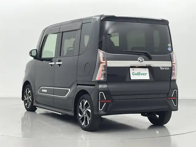 ダイハツ タント カスタム X スタイルセレクション 熊本県 2021(令3)年 5.8万km ブラックマイカメタリック 禁煙車　/純正ナビ（ＣＤ・ＤＶＤ・フルセグ・ＢＴ・ＳＤ・ＵＳＢ）/バックカメラ　/純正前方ドライブレコーダー　/両側パワースライドドア　/前後クリアランスソナー　/衝突軽減ブレーキ　/レーンキープアシスト/横滑り防止/アイドリングストップ/パーキングアシスト/前席シートヒーター/前後クリアランスソナー/左側ミラクルオートステップ/ハーフレザーシート/純正フロアマット/純正１４インチAW/オートライト/LEDヘッドライト/フォグライト/スマートキー/プッシュスタート/スペアキー1本