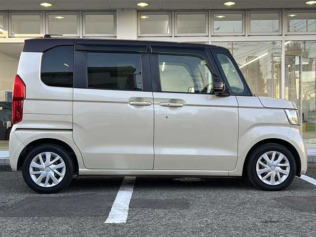 ホンダ Ｎ ＢＯＸ 2トーン G L ホンダセンシング 京都府 2018(平30)年 8.1万km プレミアムアイボリーパール2トーン （株）IDOMが運営する【じしゃロン伏見店】の/自社ローン専用車両になります。/こちらは現金またはオートローンご利用時の価格です。/自社ローンご希望の方は別途その旨お申し付けください//特記事項あり/社外ナビ/ホンダセンシング/ビルドインETC/LEDライト/オートライト/バックカメラ/片側パワースライドドア/クルーズコントロール