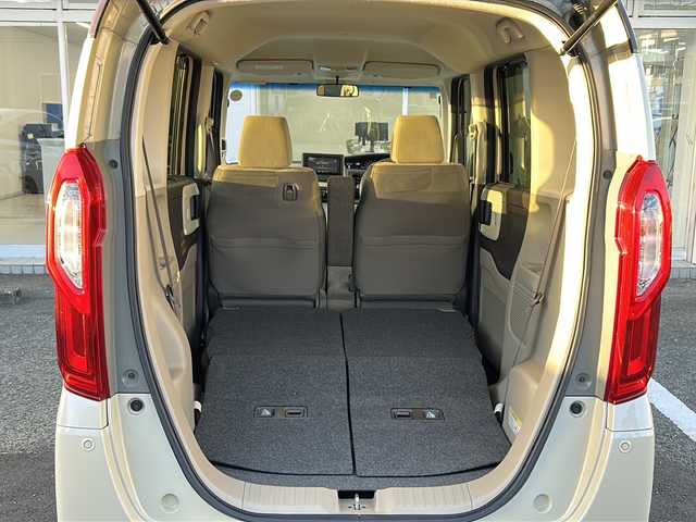 ホンダ Ｎ ＢＯＸ 2トーン G L ホンダセンシング 京都府 2018(平30)年 8.1万km プレミアムアイボリーパール2トーン （株）IDOMが運営する【じしゃロン伏見店】の/自社ローン専用車両になります。/こちらは現金またはオートローンご利用時の価格です。/自社ローンご希望の方は別途その旨お申し付けください//特記事項あり/社外ナビ/ホンダセンシング/ビルドインETC/LEDライト/オートライト/バックカメラ/片側パワースライドドア/クルーズコントロール