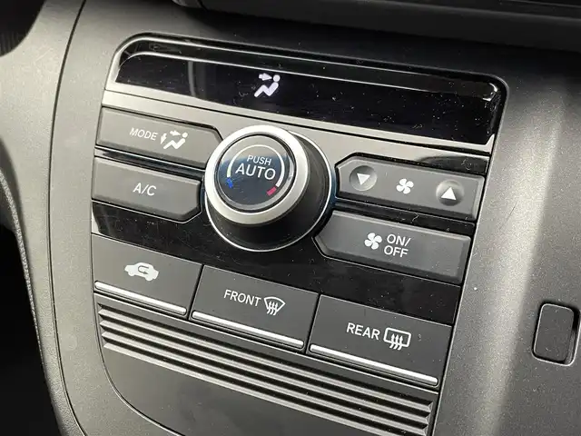 ホンダ フリード G ホンダセンシング 群馬県 2020(令2)年 1.3万km クリスタルブラックパール 純正９インチナビ　バックカメラ　両側パワースライドドア　アダプティブクルーズコントロール　ＬＥＤ　純正１５インチＡＷ　ステアリングリモコン　ドライブレコーダー　ＥＴＣ　コーナーセンサー　禁煙車