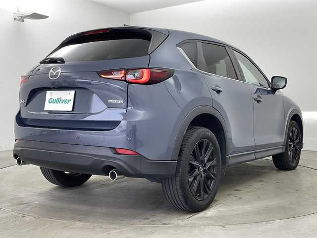 マツダ ＣＸ－５ XD ブラックトーンエディション 兵庫県 2021(令3)年 1.4万km ポリメタルグレーM ・純正10.25インチナビ（SDカード欠品）/・Bluetooth/USB/フルセグテレビ/・360°ビューモニター/・i-ACTIVE　SENSE/・スマート・ブレーキ・サポート/・スマート・シティ・ブレーキ・サポート/・レーダクルーズコントロール/・ドライバーアテンションアラート/・車間認知支援システム/・車線逸脱警報/・ブラインドスポットモニター/・横滑り防止装置/・レーンキープアシストシステム/・オートマチックハイビーム/・電子パーキングブレーキ/・オートホールドブレーキ/・パワーバックドア/・ヘッドアップディスプレイ/・ステアリングスイッチ/・ステアリングヒーター/・パドルシフト/・横滑り防止装置/・ハーフレザーシート/・前席シートヒーター/・運転席パワーシート/・社外フロアマット/・LEDヘッドライト/・フォグライト/・純正19インチアルミホイールタイヤ/・電動格納ミラー/・前方ドライブレコーダー/・ETC2.0/・スマートキー/・スペアキー