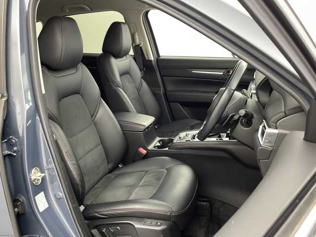 マツダ ＣＸ－５ XD ブラックトーンエディション 兵庫県 2021(令3)年 1.4万km ポリメタルグレーM ・純正10.25インチナビ（SDカード欠品）/・Bluetooth/USB/フルセグテレビ/・360°ビューモニター/・i-ACTIVE　SENSE/・スマート・ブレーキ・サポート/・スマート・シティ・ブレーキ・サポート/・レーダクルーズコントロール/・ドライバーアテンションアラート/・車間認知支援システム/・車線逸脱警報/・ブラインドスポットモニター/・横滑り防止装置/・レーンキープアシストシステム/・オートマチックハイビーム/・電子パーキングブレーキ/・オートホールドブレーキ/・パワーバックドア/・ヘッドアップディスプレイ/・ステアリングスイッチ/・ステアリングヒーター/・パドルシフト/・横滑り防止装置/・ハーフレザーシート/・前席シートヒーター/・運転席パワーシート/・社外フロアマット/・LEDヘッドライト/・フォグライト/・純正19インチアルミホイールタイヤ/・電動格納ミラー/・前方ドライブレコーダー/・ETC2.0/・スマートキー/・スペアキー