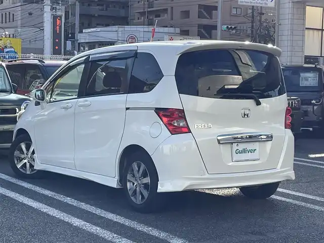 ホンダ フリード Gエアロ ジャストセレクション 大分県 2009(平21)年 5.2万km プレミアムホワイトパール ワンオーナー/両側パワースライドドア/純正15インチアルミホール/エンジンスターター/HIDヘッドライト/フォグランプ/オートライト/レザーステアリング/チルトステアリング/ウインカーミラー/リアプライバシーガラス/ドアバイザー/フロアマット/電動格納ミラー/Wエアバッグ/ABS/スマートキー×2/保証書/車両取説