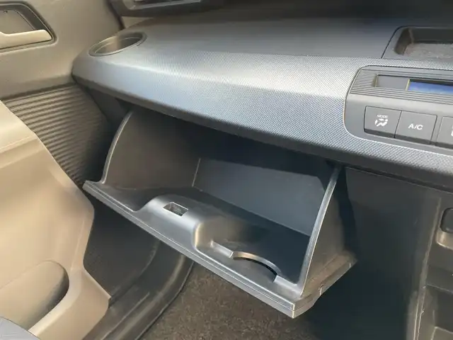 ホンダ フリード Gエアロ ジャストセレクション 大分県 2009(平21)年 5.2万km プレミアムホワイトパール ワンオーナー/両側パワースライドドア/純正15インチアルミホール/エンジンスターター/HIDヘッドライト/フォグランプ/オートライト/レザーステアリング/チルトステアリング/ウインカーミラー/リアプライバシーガラス/ドアバイザー/フロアマット/電動格納ミラー/Wエアバッグ/ABS/スマートキー×2/保証書/車両取説