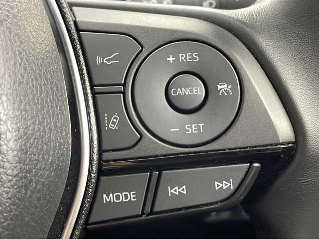 トヨタ ハリアー ハイブリッド G 茨城県 2024(令6)年 1.2万km プラチナホワイトパールマイカ 純正ディスプレイオーディオ/フルセグTV/バックカメラ/ETC/ドライブレコーダー/電動リアゲート/追従クルーズコントロール/デジタルインナーミラー/パワーシート/ハーフレザーシート/横滑り防止装置/コーナーセンサー/衝突軽減ブレーキ/LEDヘッドライト