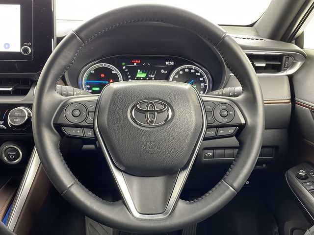 トヨタ ハリアー ハイブリッド G 茨城県 2024(令6)年 1.2万km プラチナホワイトパールマイカ 純正ディスプレイオーディオ/フルセグTV/バックカメラ/ETC/ドライブレコーダー/電動リアゲート/追従クルーズコントロール/デジタルインナーミラー/パワーシート/ハーフレザーシート/横滑り防止装置/コーナーセンサー/衝突軽減ブレーキ/LEDヘッドライト