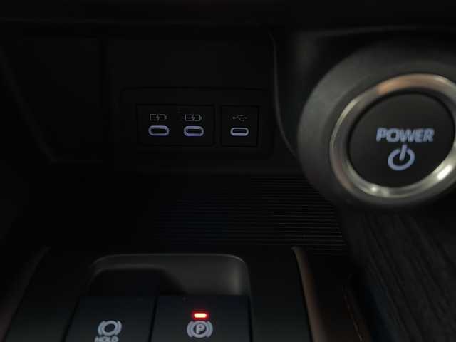 トヨタ ハリアー ハイブリッド G 茨城県 2024(令6)年 1.2万km プラチナホワイトパールマイカ 純正ディスプレイオーディオ/フルセグTV/バックカメラ/ETC/ドライブレコーダー/電動リアゲート/追従クルーズコントロール/デジタルインナーミラー/パワーシート/ハーフレザーシート/横滑り防止装置/コーナーセンサー/衝突軽減ブレーキ/LEDヘッドライト