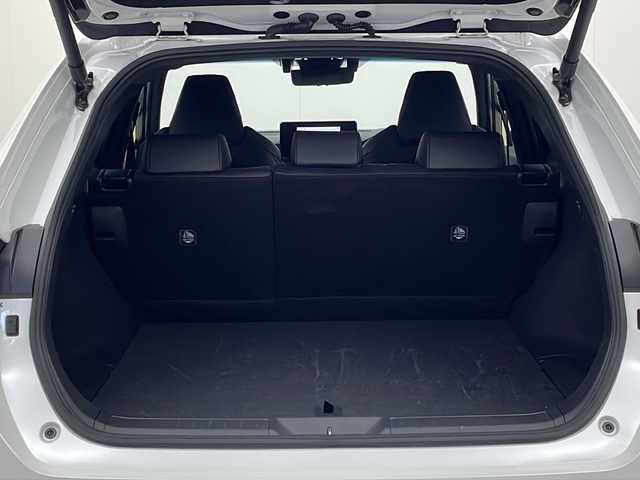 トヨタ ハリアー ハイブリッド G 茨城県 2024(令6)年 1.2万km プラチナホワイトパールマイカ 純正ディスプレイオーディオ/フルセグTV/バックカメラ/ETC/ドライブレコーダー/電動リアゲート/追従クルーズコントロール/デジタルインナーミラー/パワーシート/ハーフレザーシート/横滑り防止装置/コーナーセンサー/衝突軽減ブレーキ/LEDヘッドライト