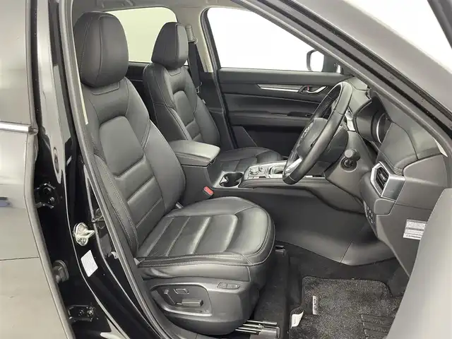 マツダ ＣＸ－５ XD Lパッケージ 群馬県 2019(令1)年 2.5万km ジェットブラックマイカ CD/DVDプレーヤー＋地上デジタルTVチューナー（フルセグ）/360度ビューモニター＋フロントパーキングセンサー（センター/コーナー）/＝＝＝＝＝/純正ナビ/・AM/FM/USB/Bluetooth/AppleCarPlay/AndroidAuto/i-ACTIVSENSE/・スマートブレーキサポート/・レーンキープアシストシステム/車線逸脱警報システム/・ブラインドスポットモニタリング/・マツダレーダークルーズコントロール/パワーバックドア/運転席/助手席パワーシート/運転席メモリー付/運転席/助手席/2列目左右シートヒーター/アイドリングストップ/プッシュスタート/スマートキー