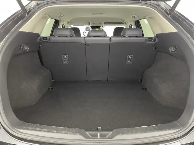 マツダ ＣＸ－５ XD Lパッケージ 群馬県 2019(令1)年 2.5万km ジェットブラックマイカ CD/DVDプレーヤー＋地上デジタルTVチューナー（フルセグ）/360度ビューモニター＋フロントパーキングセンサー（センター/コーナー）/＝＝＝＝＝/純正ナビ/・AM/FM/USB/Bluetooth/AppleCarPlay/AndroidAuto/i-ACTIVSENSE/・スマートブレーキサポート/・レーンキープアシストシステム/車線逸脱警報システム/・ブラインドスポットモニタリング/・マツダレーダークルーズコントロール/パワーバックドア/運転席/助手席パワーシート/運転席メモリー付/運転席/助手席/2列目左右シートヒーター/アイドリングストップ/プッシュスタート/スマートキー