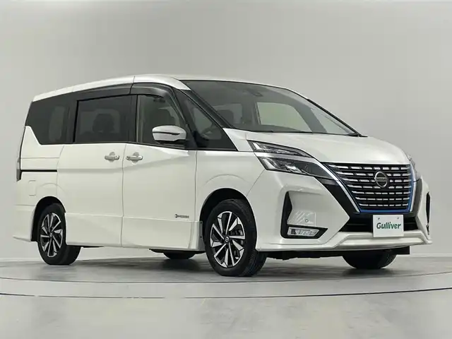 日産 セレナ e－パワー ハイウェイスター V 埼玉県 2019(令1)年 5.2万km ブリリアントホワイトパール 純正ナビ/フルセグTV/CD/DVD再生/AM/FM/Bluetooth接続/アラウンドビューモニター/フリップダウンモニター/ビルトインETC/プロパイロット/エマージェンシーブレーキ/車線逸脱警報/両側パワースライドドア/スマートキー/プッシュスタート/ダブルオートエアコン/ステアリングスイッチ/ドライブレコーダー/純正16インチアルミホイール/横滑り防止装置/コーナーセンサー/オートライト/純正LEDヘッドライト/サイドエアバック/カーテンエアバック