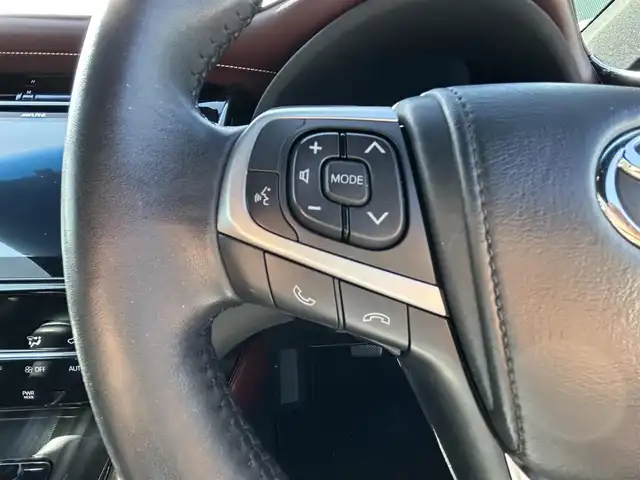 トヨタ ハリアー プレミアム 福岡県 2019(令1)年 5.3万km ダークレッドマイカメタリック ・純正ナビ/（BLUETOOTH/フルセグ/バックカメラ/・ワンオーナー/・ETC/・ドライブレコーダー/・クルーズコントロール/・レーンキープアシスト/・スペアキー/・カードキー/・電動リアゲート/・エアロパーツ/・純正フロアマット/・LEDライト/・カーテンエアバッグ/・保証書