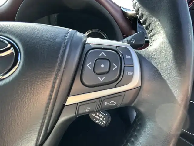 トヨタ ハリアー プレミアム 福岡県 2019(令1)年 5.3万km ダークレッドマイカメタリック ・純正ナビ/（BLUETOOTH/フルセグ/バックカメラ/・ワンオーナー/・ETC/・ドライブレコーダー/・クルーズコントロール/・レーンキープアシスト/・スペアキー/・カードキー/・電動リアゲート/・エアロパーツ/・純正フロアマット/・LEDライト/・カーテンエアバッグ/・保証書