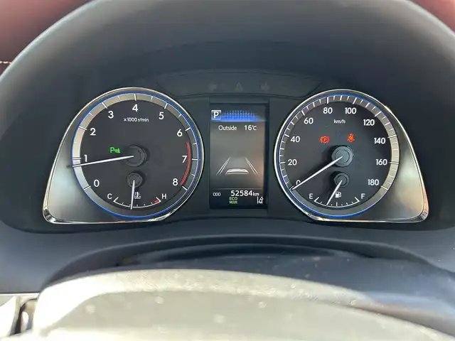 トヨタ ハリアー プレミアム 福岡県 2019(令1)年 5.3万km ダークレッドマイカメタリック ・純正ナビ/（BLUETOOTH/フルセグ/バックカメラ/・ワンオーナー/・ETC/・ドライブレコーダー/・クルーズコントロール/・レーンキープアシスト/・スペアキー/・カードキー/・電動リアゲート/・エアロパーツ/・純正フロアマット/・LEDライト/・カーテンエアバッグ/・保証書
