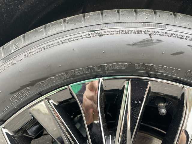 トヨタ ヴェルファイア ハイブリット Z プレミア 青森県 2025(令7)年 0.1万km未満 ブラック 登録時走行9km/純正14インチディスプレイオーディオナビ・フルセグTV/パノラミックビューモニター/デジタルインナーミラー/ナッパ黒レザーシート/快適温熱シート/左右独立ムーンルーフ/ユニバーサルステップ/カラーヘッドアップディスプレイ/両側パワースライドドア/パワーバックドア/トヨタチームメイト/セーフティセンス/ブラインドスポットモニター/おくだけ充電/AC100V1500W/純正フロアマット（ロイヤルタイプ）/純正19インチアルミ