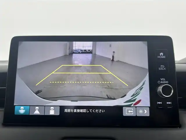 ホンダ ヴェゼル ハイブリッド e:HEV X 宮城県 2022(令4)年 4.3万km プラチナホワイトパール Honda CONNECTディスプレイ/フルセグTV/FM/AM/BT/バックカメラ/ETC2.0/クルーズコントロール/ドライブレコーダー(DRH-204WD)/置くだけ充電/ブレーキホールド/電動パーキング/パドルシフト/横滑り防止装置/コーナーセンサー/衝突被害軽減システム/踏み間違い衝突軽減システム/ダウンヒルアシストコントロール/スペアキー/純正フロアマット