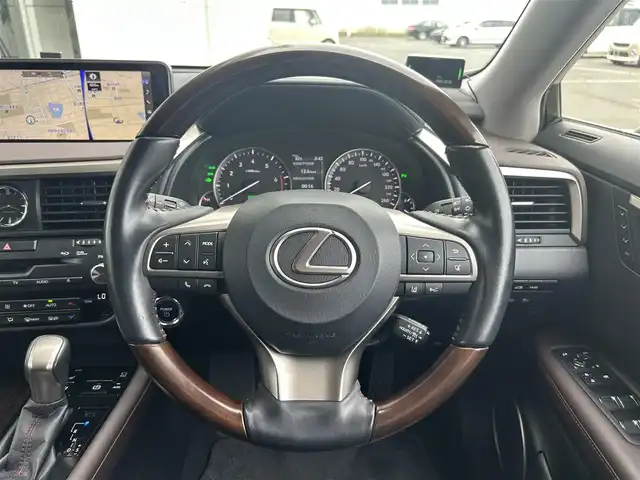レクサス ＲＸ 450h バージョンL 静岡県 2016(平28)年 4万km グラファイトブラックガラスフレーク エンジンスタートボタン/パワーステアリング/パワーウィンドウ/取扱説明書/100V充電/アイドリングストップ/オートエアコン/スマートキー/スペアキー１本/クルーズコントロール/ETC2.0/USB入力端子/全方位カメラ/純正ナビ（CD.BT.ワンセグ）/電動リアゲート/電動格納セカンドシート/純正ドライブレコーダー/純正フロアマット/D席N席パワーシート/全席シートヒーター/D席N席エアシート/純正アルミホイール/ABS/横滑り防止装置/コーナーセンサー前後/レーンキープアシスト/オートライト/オートマチックハイビーム/LEDライト/W+サイトエアバック/衝突軽減システム/カーテンエアバック/ステアリングヒーター/BSM