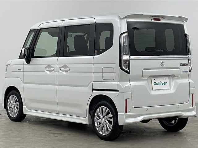 スズキ スペーシア カスタム HYBRID GS 道央・札幌 2024(令6)年 0.1万km ピュアホワイトP ・4WD/・スズキセーフティサポート/・衝突軽減ブレーキ/・誤発進抑制機能/・車線維持支援機能/・ふらつき警報/・アダプティブクルーズコントロール/・標識認識機能/・ハイビームアシスト/・片側パワースライドドア/・シートヒーター/・前後コーナーセンサー/・アイドリングストップ/・ステアリングスイッチ/・純正フロアマット/・ドアミラーヒーター/・LEDヘッドライト/・オートライト/・スマートキー/・純正14インチAW