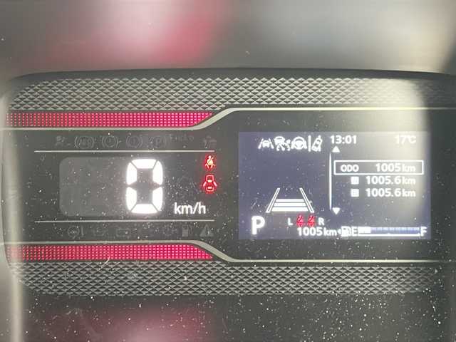 スズキ スペーシア カスタム HYBRID GS 道央・札幌 2024(令6)年 0.1万km ピュアホワイトP ・4WD/・スズキセーフティサポート/・衝突軽減ブレーキ/・誤発進抑制機能/・車線維持支援機能/・ふらつき警報/・アダプティブクルーズコントロール/・標識認識機能/・ハイビームアシスト/・片側パワースライドドア/・シートヒーター/・前後コーナーセンサー/・アイドリングストップ/・ステアリングスイッチ/・純正フロアマット/・ドアミラーヒーター/・LEDヘッドライト/・オートライト/・スマートキー/・純正14インチAW