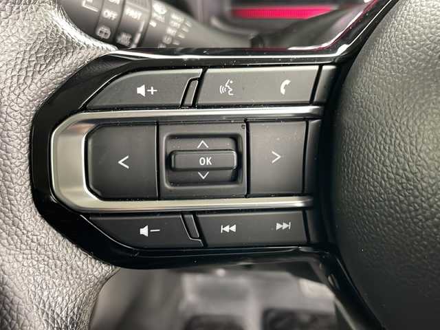 スズキ スペーシア カスタム HYBRID GS 道央・札幌 2024(令6)年 0.1万km ピュアホワイトP ・4WD/・スズキセーフティサポート/・衝突軽減ブレーキ/・誤発進抑制機能/・車線維持支援機能/・ふらつき警報/・アダプティブクルーズコントロール/・標識認識機能/・ハイビームアシスト/・片側パワースライドドア/・シートヒーター/・前後コーナーセンサー/・アイドリングストップ/・ステアリングスイッチ/・純正フロアマット/・ドアミラーヒーター/・LEDヘッドライト/・オートライト/・スマートキー/・純正14インチAW