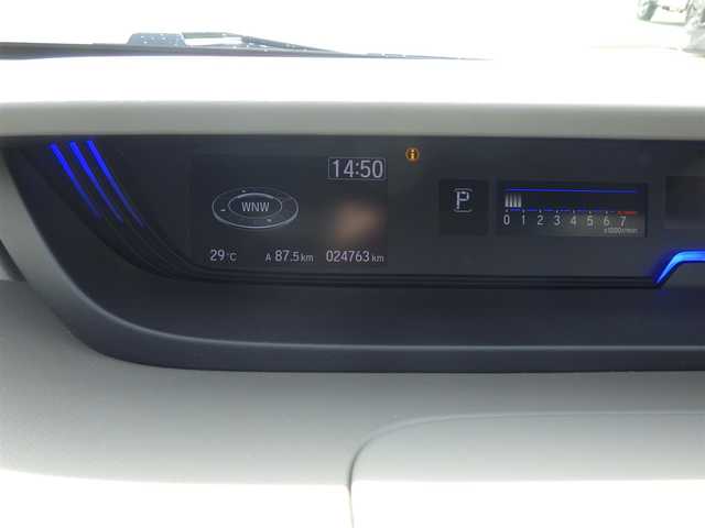 ホンダ フリード G ホンダセンシング 千葉県 2019(令1)年 2.5万km シルバーミストグリーンM ホンダセンシング/・衝突軽減ブレーキ（CMBS）/・車線維持支援システム（LKAS）/・アダプティブクルーズコントロール（ACC）/・後方誤発進抑制機能/・誤発進抑制機能/両側パワースライドドア/9インチ純正メモリーナビ/地デジTV/【DVD/CD再生機能　Bluetooth接続】/バックカメラ/ドライブレコーダー/前席シートヒーター/ETC/LEDヘッドライト/ウインカーミラー/コーナーセンサー/Honda スマートキー