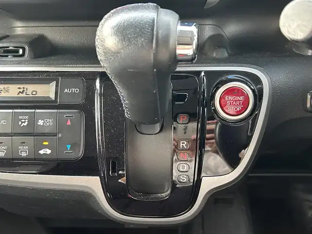 ホンダ Ｎ ＢＯＸ モデューロ X G ターボP 愛知県 2014(平26)年 8万km スマートブラック ワンオーナー/社外ナビ(AM/FM/CD/DVD/BT/フルセグTV)/クルーズコントロール/純正15インチアルミホイール/バックカメラ/パドルシフト/前方ドライブレコーダー/両側パワースライドドア/ETC/ターボ/オートライト/取説/保証書/スペアキー