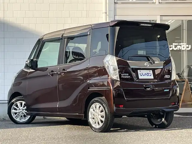日産 デイズ ルークス ハイウェイスターX 三重県 2014(平26)年 8.8万km モカブラウンP (株)IDOMが運営する【じしゃロン四日市店】の自社ローン専用車両になります。こちらは現金またはオートローンご利用時の価格です。自社ローンご希望の方は別途その旨お申付け下さい/社外SDナビ（CD/DVD/BT/AM/FM）/フルセグTV/全方位カメラ/ETC/エンジンスタートボタン/スマートキー/片側パワースライド/キセノンライト/アイドリングストップ