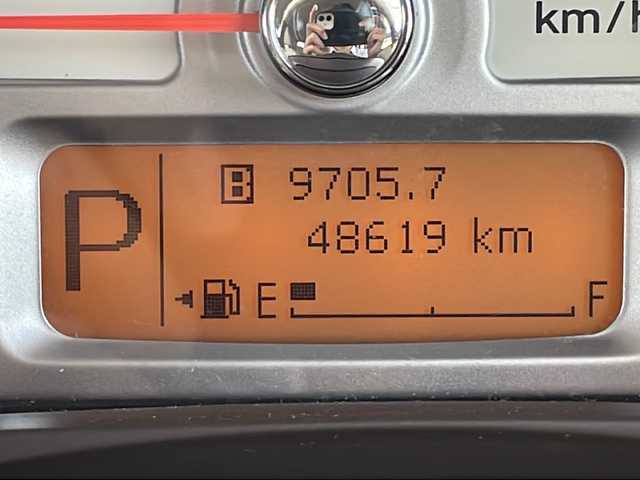 スズキ ラパン X 山口県 2014(平26)年 4.9万km カシスピンクパールメタリック 社外メモリーナビ【MDV-L401】/・DVD/CD/iPod/USB/ワンセグ/AM/FM/純正フロアマット/純正アルミホイール/レザーシート/ベンチシート/本革巻きステアリング/フルオートエアコン/アイドリングストップ/LEDヘッドランプ/オートライト/電動格納ウインカーミラー/ドアバイザー/スマートキー/プッシュアップスタート/ABS/盗難防止装置/取扱説明書/保証書