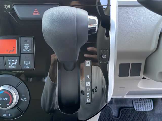 ダイハツ タント X 香川県 2017(平29)年 5.3万km プラムブラウンクリスタルマイカ 社外ナビ（ワンセグTV/CD/DVD再生/BT)/社外フロアマット/運転席シートヒーター/片側パワースライドドア/アイドリングストップ/オートライト/ETC