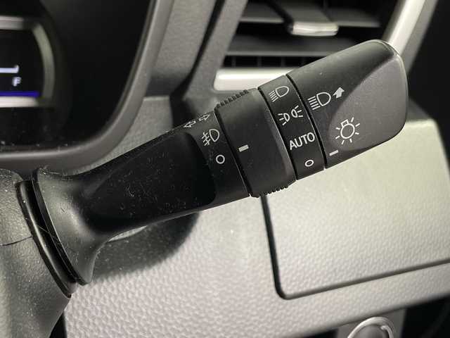 トヨタ タンク カスタムG－T 埼玉県 2019(令1)年 6.7万km ブラックマイカメタリック/パールホワイト2トーン 純正９インチナビ(型式：NSZT-Y68T)/CD/DVD/Bluetooth/フルセグ/バックカメラ/スマートアシスト/両側パワースライドドア/ドライブレコーダー/ETC/純正１５インチアルミホイール/電動格納ミラー/プッシュスタート/スマートキー