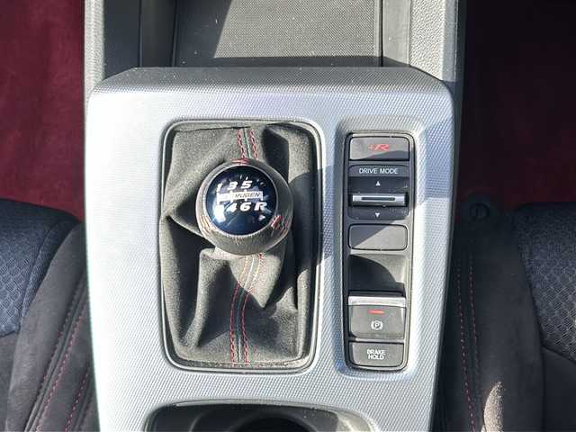 ホンダ シビック タイプR 愛知県 2023(令5)年 2.4万km チャンピオンシップホワイト ワンオーナ/純正リアウィング/デジタルインナーミラー/無限シフトノブ/ドライブレコーダー/ワンオーナー/取扱説明書/Bluetooth/ワンセグTV/バックカメラ/純正アルミホイール/純正フロアマット/純正アルカンターラステアリング/ACC/レーンキープアシスト/ブレーキホールド/コーナーセンサー/オートマチックハイビーム