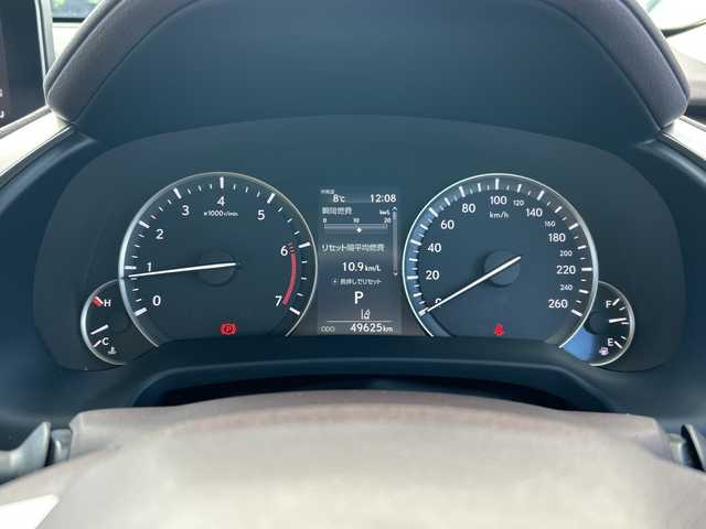 レクサス ＲＸ 200t 長野県 2015(平27)年 5万km ソニックチタニウム ・純正SDメーカーオプションナビゲーション/CD DVD フルセグTV Bluetooth/・バックカメラ/サイドカメラ/・ビルトインETC/・プリクラッシュセーフティ/・レーンキープアシスト/・レーダークルーズコントロール/・オートマチックハイビーム/・コーナーセンサー/・LEDヘッドライト/・オートライト/・フォグライト/・パワーバックドア/・純正18インチアルミホイール/・パワーシート(D/N)/・横滑り防止装置/・ウィンカーミラー/・電動格納ミラー/・スマートキー/・エンジンプッシュスタート