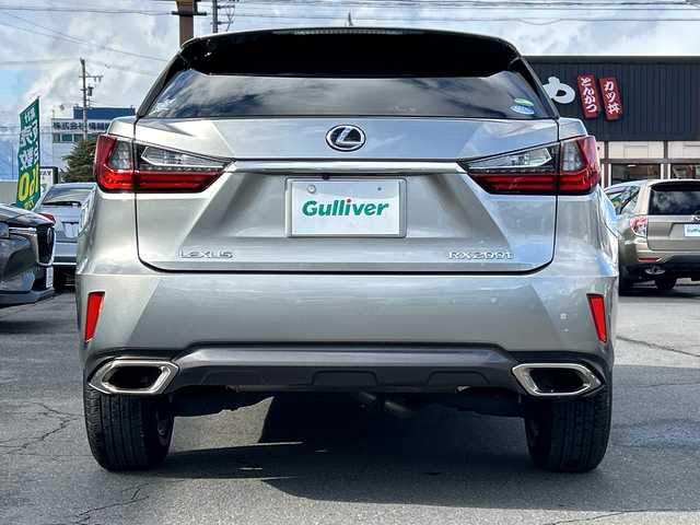 レクサス ＲＸ 200t 長野県 2015(平27)年 5万km ソニックチタニウム ・純正SDメーカーオプションナビゲーション/CD DVD フルセグTV Bluetooth/・バックカメラ/サイドカメラ/・ビルトインETC/・プリクラッシュセーフティ/・レーンキープアシスト/・レーダークルーズコントロール/・オートマチックハイビーム/・コーナーセンサー/・LEDヘッドライト/・オートライト/・フォグライト/・パワーバックドア/・純正18インチアルミホイール/・パワーシート(D/N)/・横滑り防止装置/・ウィンカーミラー/・電動格納ミラー/・スマートキー/・エンジンプッシュスタート