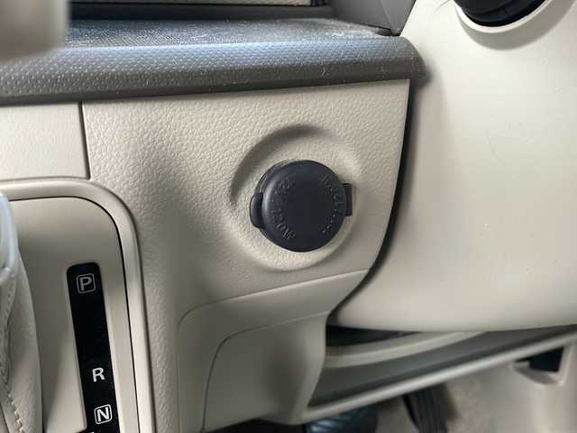 スズキ ラパン G 三重県 2017(平29)年 4.5万km アーバンブラウンパールメタリック 衝突被害軽減システム/横滑り防止/ABS/プッシュスタート/スマートキー/ベンチシート/ドアバイザー/Wエアバック