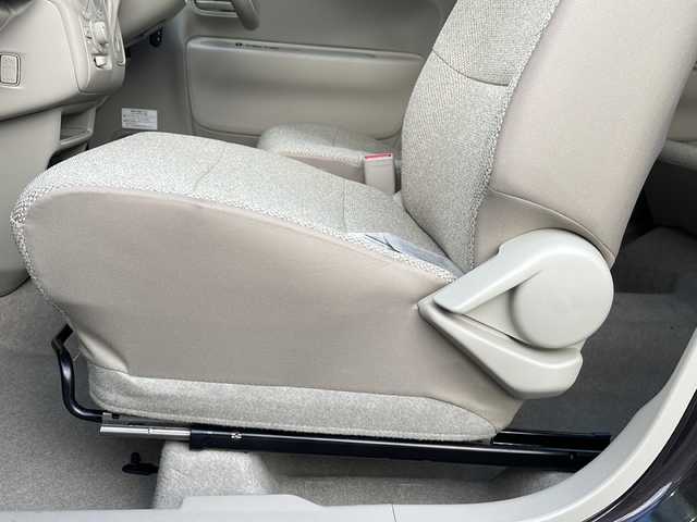 スズキ ラパン G 三重県 2017(平29)年 4.5万km アーバンブラウンパールメタリック 衝突被害軽減システム/横滑り防止/ABS/プッシュスタート/スマートキー/ベンチシート/ドアバイザー/Wエアバック