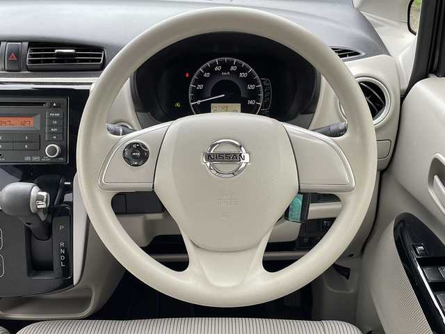 日産 デイズ X 新潟県 2017(平29)年 4.8万km プレミアムパープルP 4WD/CD/AUX/全方位カメラ/衝突被害軽減ブレーキ/ベンチシート/運転席シートヒーター /ステアリングスイッチ/スマートキー/プッシュスタート/社外14インチAW夏タイヤ車載