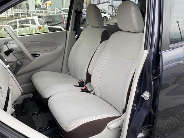 日産 デイズ X 新潟県 2017(平29)年 4.8万km プレミアムパープルP 4WD/CD/AUX/全方位カメラ/衝突被害軽減ブレーキ/ベンチシート/運転席シートヒーター /ステアリングスイッチ/スマートキー/プッシュスタート/社外14インチAW夏タイヤ車載