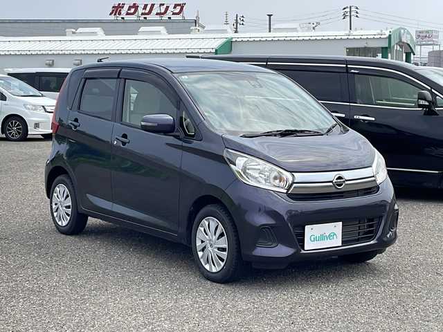 日産 デイズ X 新潟県 2017(平29)年 4.8万km プレミアムパープルP 4WD/CD/AUX/全方位カメラ/衝突被害軽減ブレーキ/ベンチシート/運転席シートヒーター /ステアリングスイッチ/スマートキー/プッシュスタート/社外14インチAW夏タイヤ車載