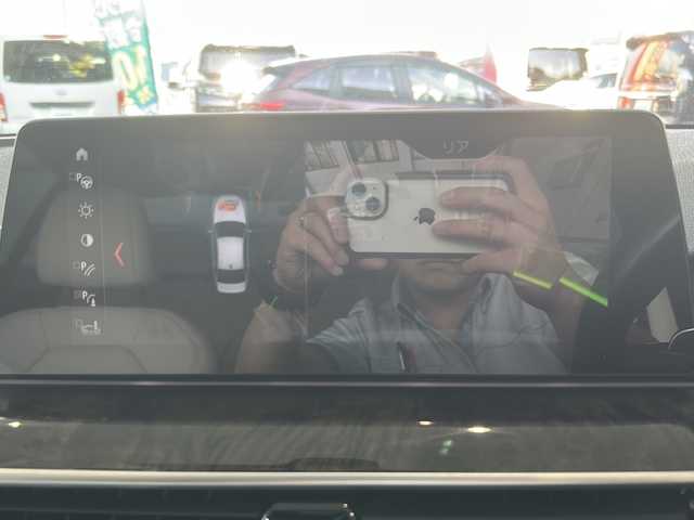ＢＭＷ ５２３ｉ Mスポーツ 秋田県 2017(平29)年 13.3万km アルピンホワイトⅢ メーカーナビ/　フルセグ　ラジオ/全周囲カメラ/レーダークルーズ/衝突軽減装置/パーキングアシスト/パドルシフト/純正革巻きステアリング/電動パーキング/オートブレーキホールド/コーナーセンサー/オートエアコン/全席シートヒーター/前席パワーシート/本革シート/前後ドラレコ/Bowers&Wilkinsサウンド/パワーバックドア/横滑り防止