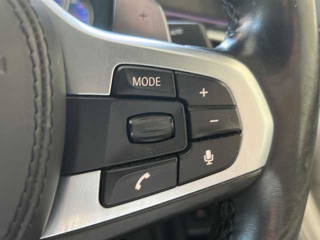 ＢＭＷ ５２３ｉ Mスポーツ 秋田県 2017(平29)年 13.3万km アルピンホワイトⅢ メーカーナビ/　フルセグ　ラジオ/全周囲カメラ/レーダークルーズ/衝突軽減装置/パーキングアシスト/パドルシフト/純正革巻きステアリング/電動パーキング/オートブレーキホールド/コーナーセンサー/オートエアコン/全席シートヒーター/前席パワーシート/本革シート/前後ドラレコ/Bowers&Wilkinsサウンド/パワーバックドア/横滑り防止