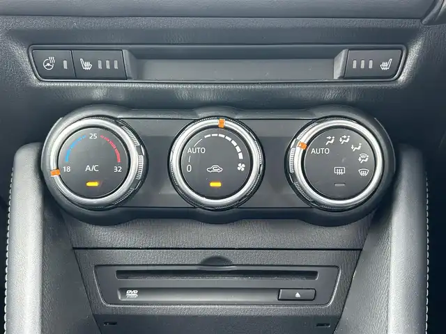 マツダ ＣＸ－３ 20SプロアクティブSパッケージ 島根県 2019(令1)年 4.2万km ジェットブラックマイカ スマートシティブレーキ/純正ナビ/CD/DVD/DTV/Bluetooth/USB/全方位カメラ/レーダークルーズコントロール/ハーフレザー調シート/パワーシート/シートヒーター /ステアリングヒーター/ステアリングスイッチ/HUD/コーナーセンサー /LEDオートライト/レーンキープ/ETC/前後ドライブレコーダー/スマートキー/スペアキー /プッシュスタート /純正フロアマット/ドアバイザー