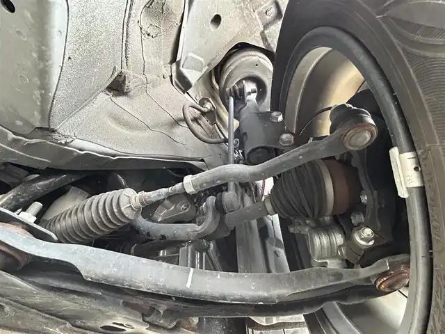 日産 セレナ e－パワー ハイウェイスター V 滋賀県 2022(令4)年 1.9万km ダイヤモンドブラック ガソリン（ハイブリッド）/2WD(FF)/CVT/純正メーカーナビ（地図SDなし）/（FM/AM/フルセグ/Bluetooth）/アラウンドビューモニター/プロパイロット/デジタルインナーミラー/ドライブレコーダー/ビルトインETC/両側パワースライドドア/ブラインドスポットモニター/フリップダウンモニター/革巻きステアリング/ステアリングスイッチ/純正フロアマット/電動格納ミラー/ドアバイザー/オートライト/プッシュスタート/プリクッラッシュ/オートマッチックハイビーム/横滑り防止/コーナーセンサー/電動サイドブレーキ