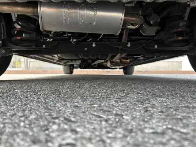 日産 セレナ e－パワー ハイウェイスター V 滋賀県 2022(令4)年 1.9万km ダイヤモンドブラック ガソリン（ハイブリッド）/2WD(FF)/CVT/純正メーカーナビ（地図SDなし）/（FM/AM/フルセグ/Bluetooth）/アラウンドビューモニター/プロパイロット/デジタルインナーミラー/ドライブレコーダー/ビルトインETC/両側パワースライドドア/ブラインドスポットモニター/フリップダウンモニター/革巻きステアリング/ステアリングスイッチ/純正フロアマット/電動格納ミラー/ドアバイザー/オートライト/プッシュスタート/プリクッラッシュ/オートマッチックハイビーム/横滑り防止/コーナーセンサー/電動サイドブレーキ