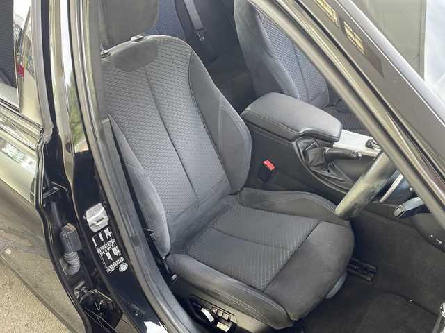 ＢＭＷ ３２０ｉ Mスポーツ 福島県 2016(平28)年 5.4万km サファイアブラックP 登録時走行距離：53248km/ワンオーナー車/メーカーナビ/（AM/FM/BT/CD/DVD/BT/AUX）/ミラー一体型ETC/全周囲モニター/クルーズコントロール/パドルシフト/パワーシート/（D/P)/純正アルミホイール/ステアリングスイッチ/スマートキー/プッシュスタート/電動格納ミラー/オートライト/純正LEDヘッドライト/フロントフォグランプ/リヤフォグランプ/オートエアコン/クリアランスソナー/バックカメラ/サイドカメラ/社外前後ドラレコ/バニティミラー（ランプ付き）/（D/P)/アイドリングストップ/ISOFIX/保証書/取扱説明書