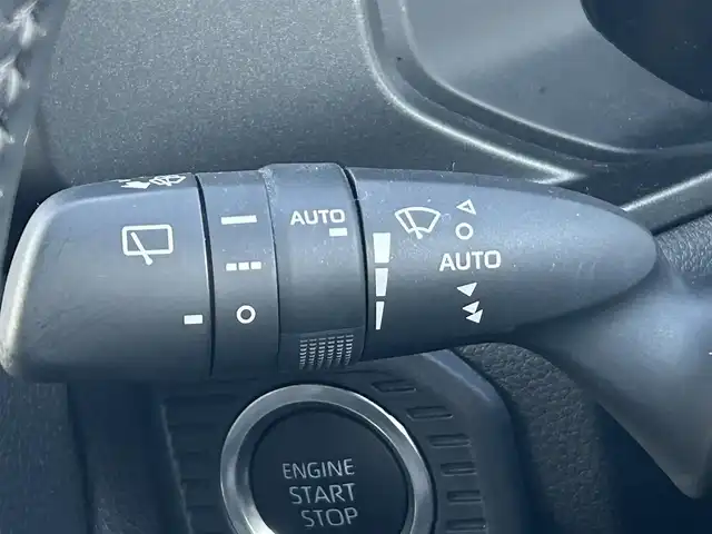 トヨタ ランドクルーザー ２５０ VX 福岡県 2024(令6)年 1.9万km ブラック ワンオーナー/純正メーカーナビ【AM/FM/BT/フルセグTV】/モデリスタエアロ/サンルーフ/レーダークルーズコントロール/アラウンドビューモニター/ブラインドスポットモニター/トヨタチームメイト/TOYOTA　SAFETY　SENSE/-プリクラッシュセーフティ/-レーントレーシングアシスト/-レーンディパーチャーアラート/-アダプティブハイビームシステム／オートマチックハイビーム/-ロードサインアシスト/-ドライバー異常時対応システム/-プロアクティブドライビングアシスト/-発進遅れ告知機能：先行車/-緊急時操舵支援（アクティブ操舵機能付）/-フロントクロストラフィックアラート/-レーンチェンジアシスト/ビルトインETC2.0/運転席・助手席シートヒーター/運転席・助手席エアシート/運転席パワーシート/デジタルインナーミラー/電動リアゲート/保証書/取扱説明書